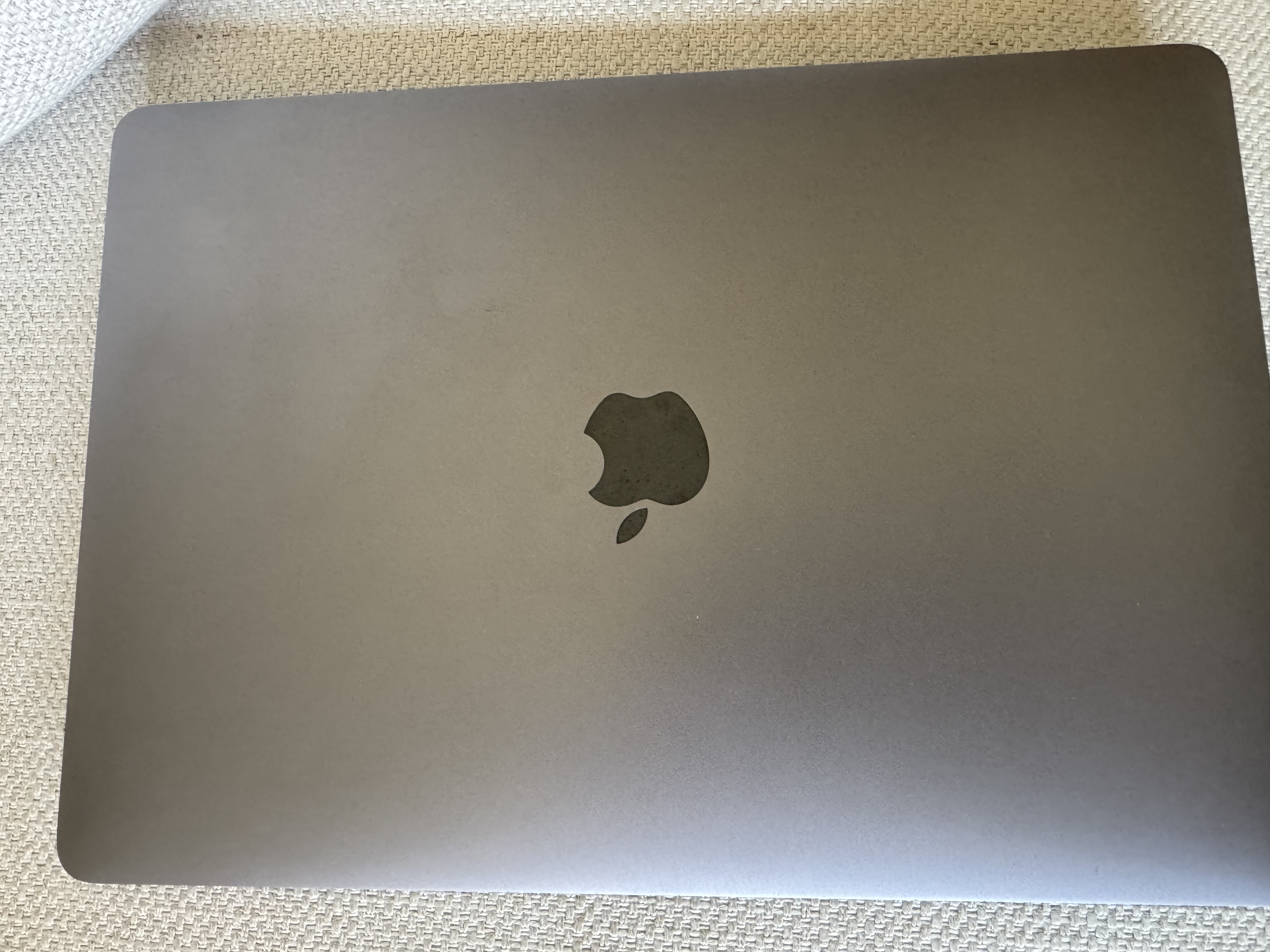 computadoras y laptops - Vendo Apple Macbook Pro 2020, Unico Dueño  1