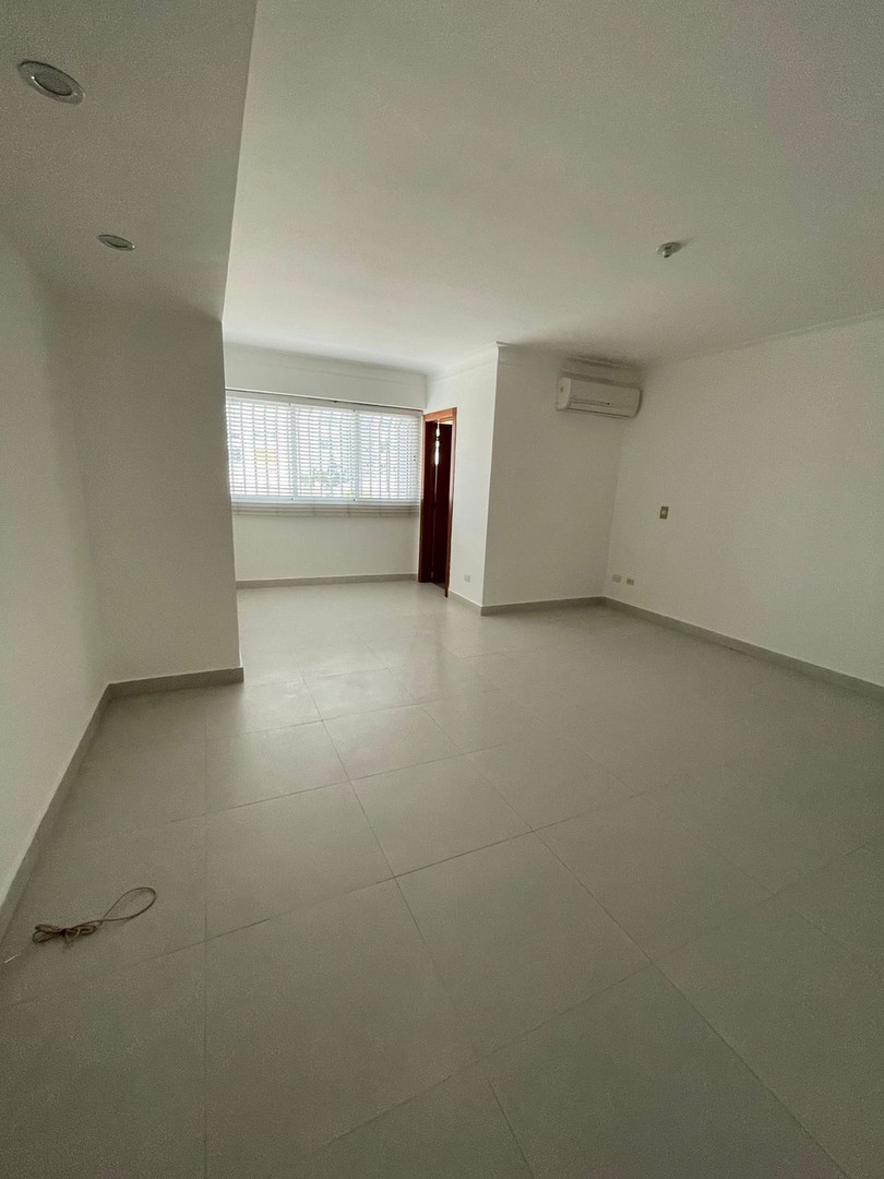 apartamentos - Apartamento en alquiler en Evaristo Morales Precio del aquiler U$2,000

 6