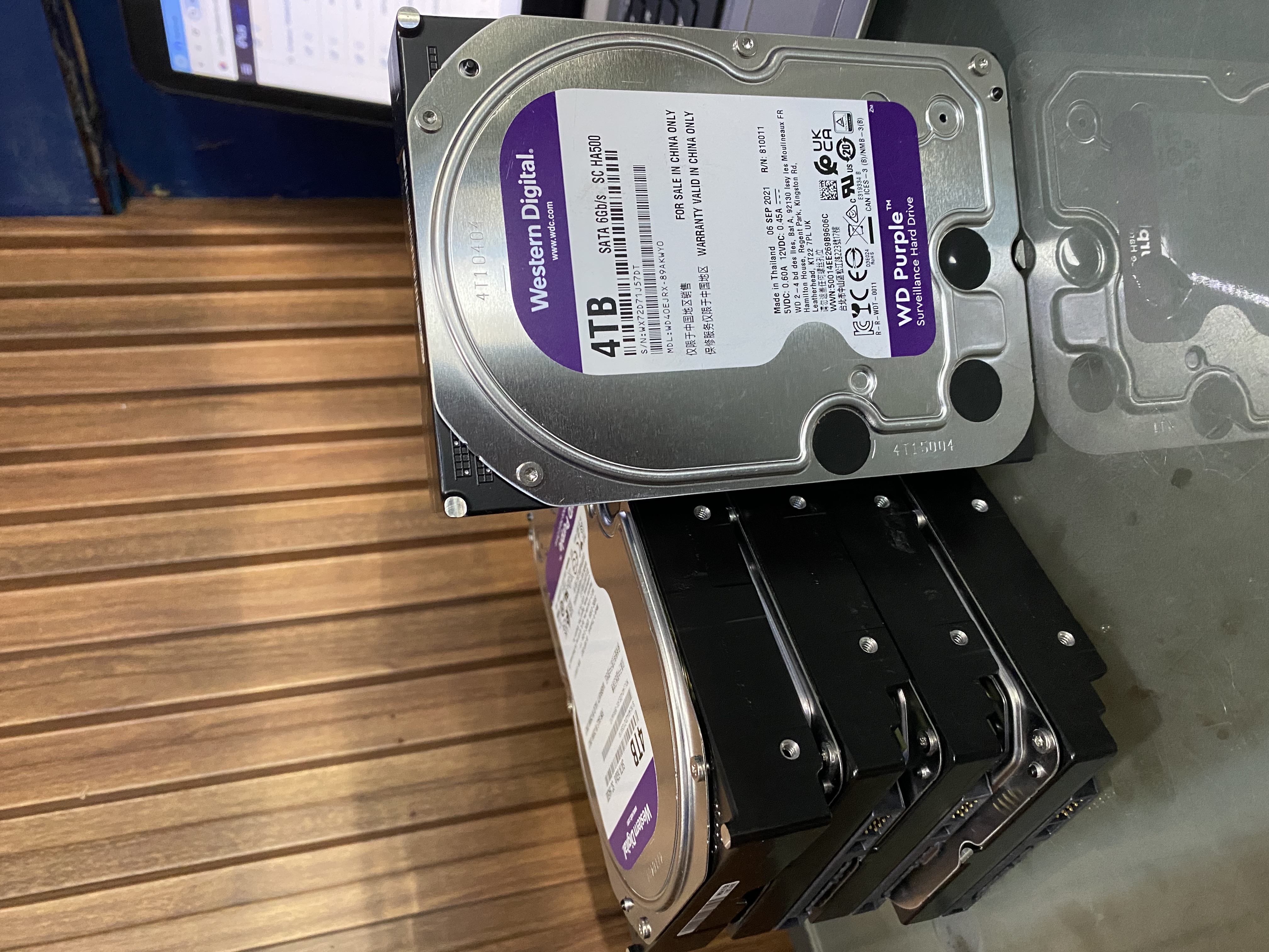 computadoras y laptops - disco sata HDD purpura 4TB  1