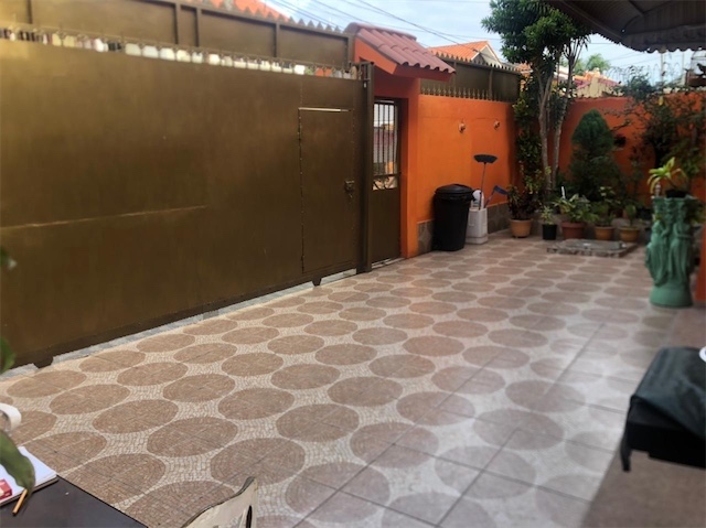 casas - Venta de casa en el sector de vista hermosa Santo Domingo este