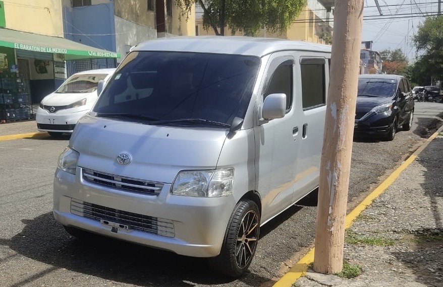 otros vehiculos - Toyota Lite-Ace