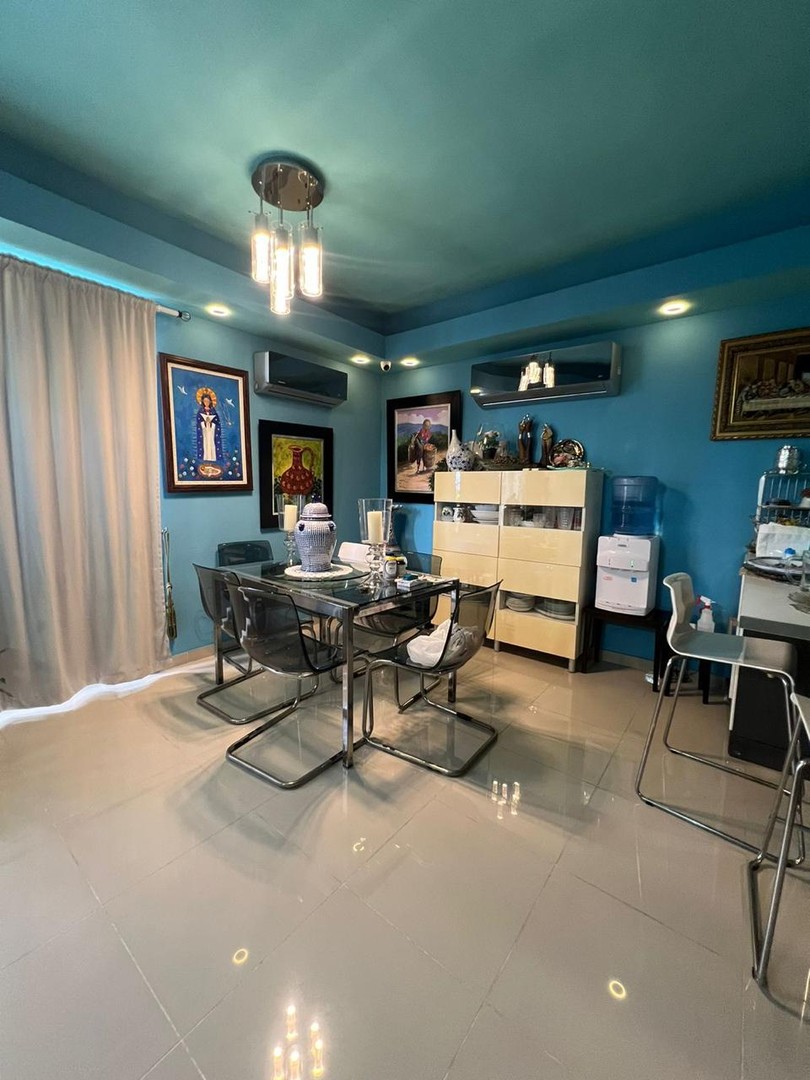 apartamentos - Apartamento con amplio espacio en la Av. Enriquillo y Rómulo Betancourt. 3