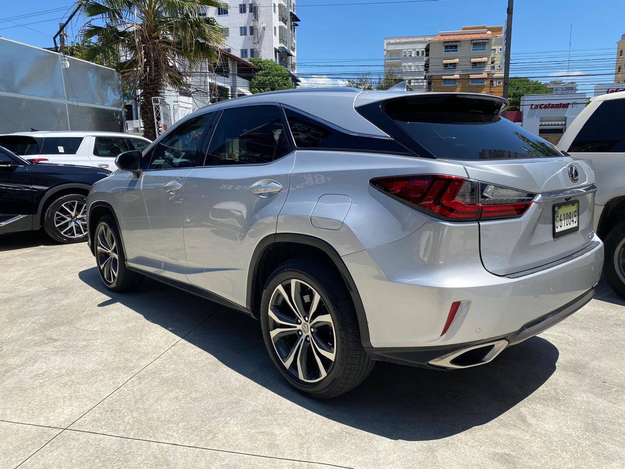 jeepetas y camionetas - Lexus RX350 2016 impecable 