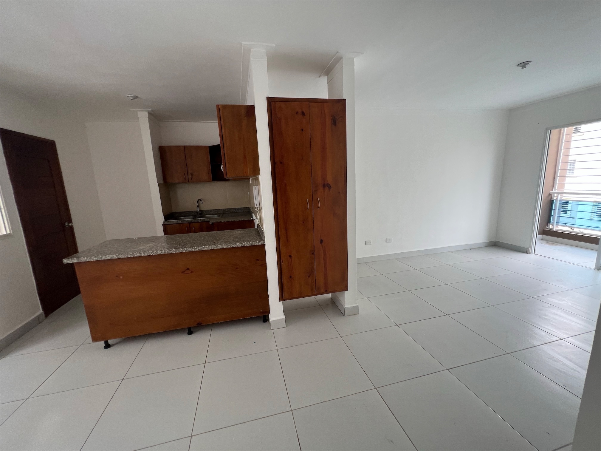 apartamentos -  segundo nivel en el Residecial palma real. Buen precio de oferta  5