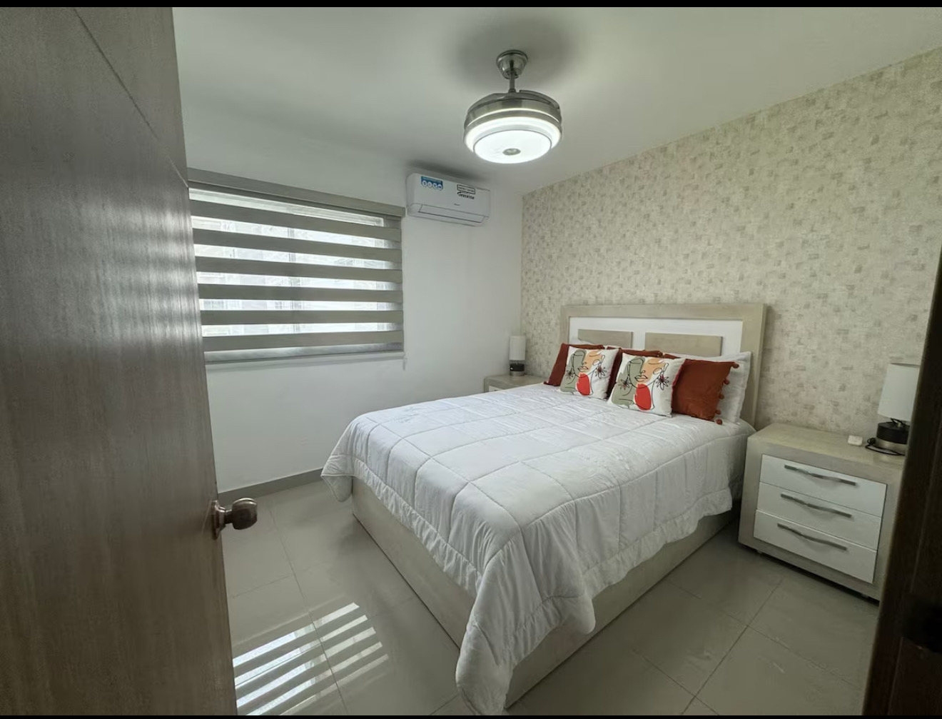 apartamentos - en mediterráneo vendo vacío o amueblado 5 nivel  6