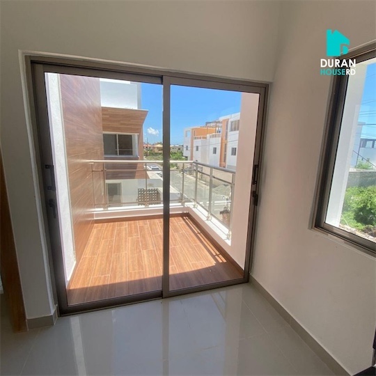 casas - Venta de casa en la Autopista de San Isidro Prado Oriental proyecto cerrado  3