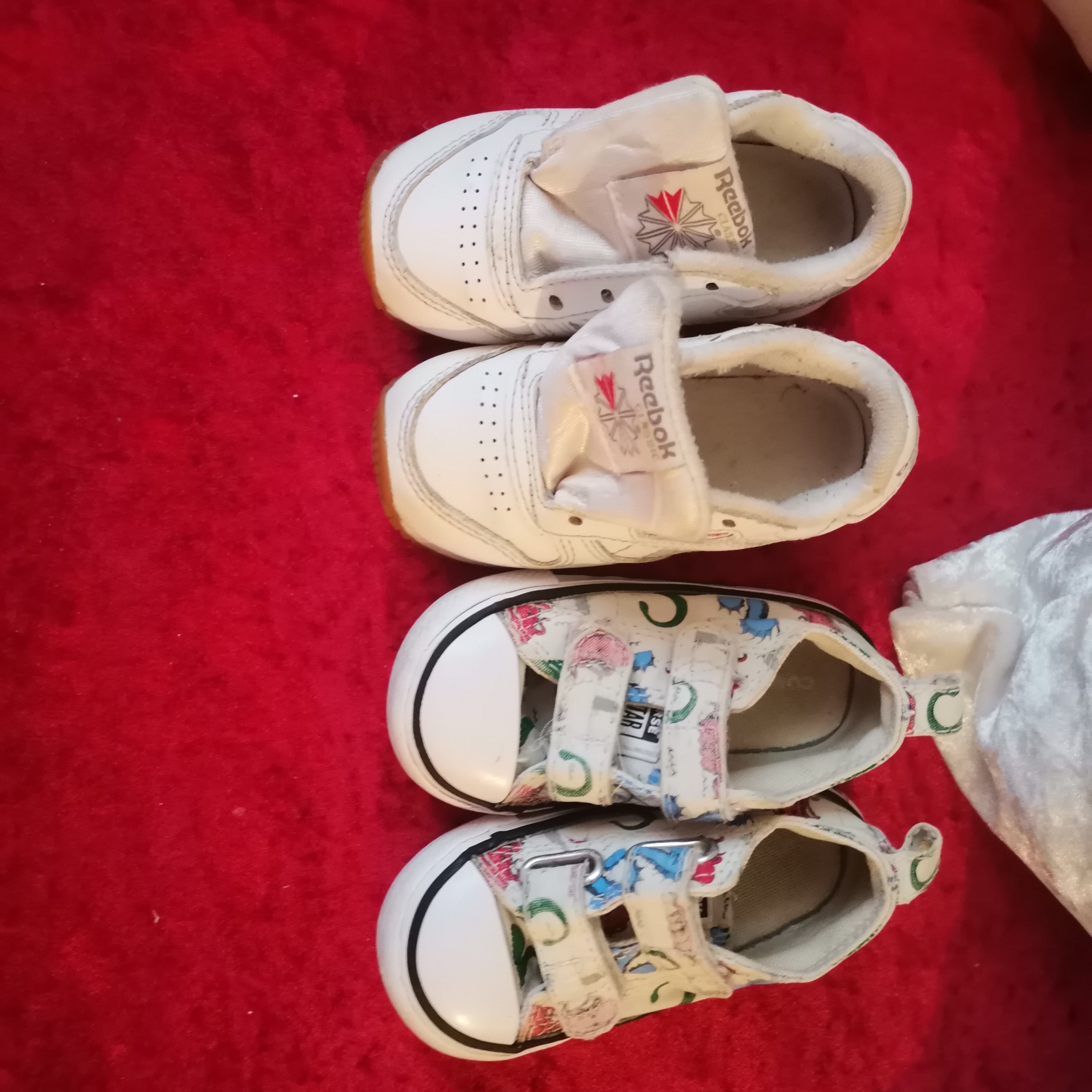 ropa y zapatos - Se vende tenis de niños 