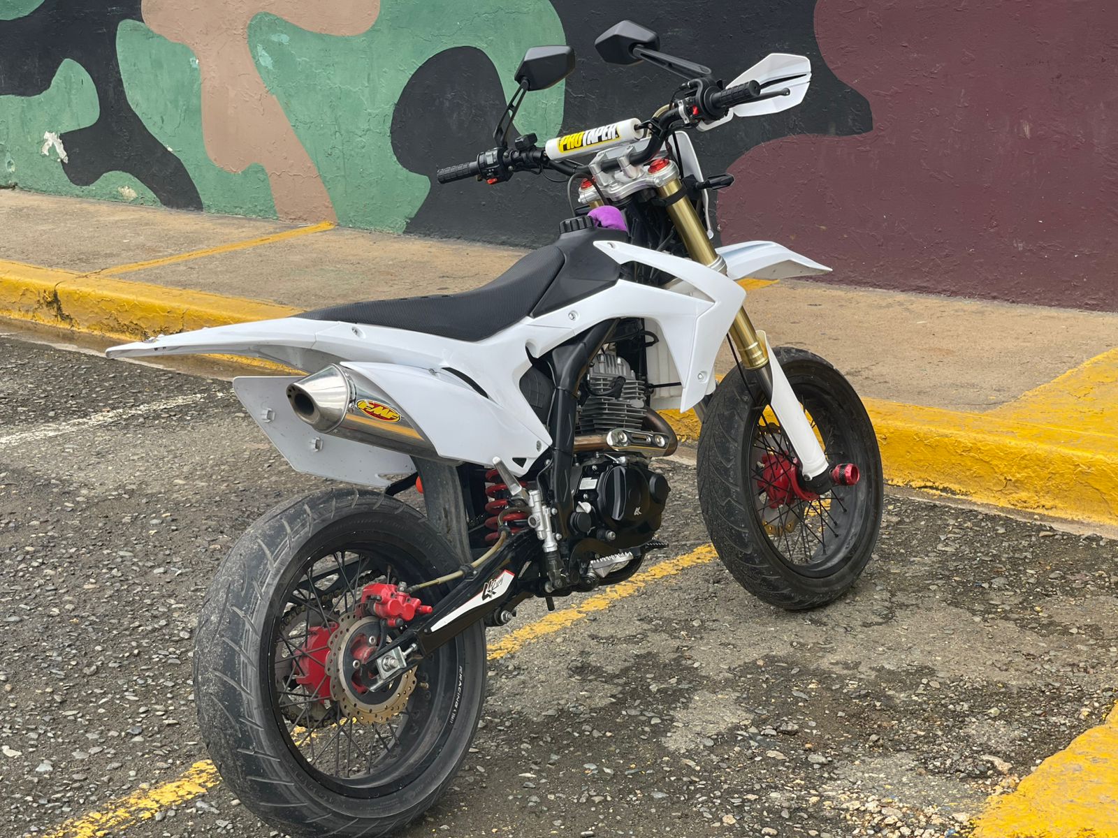 motores y pasolas - supermoto 4k TR250  2