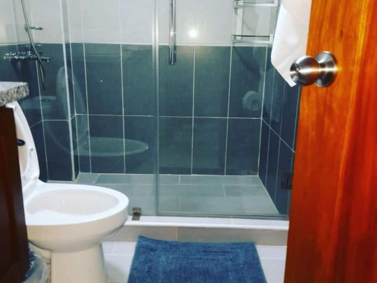 apartamentos - Rento por noches,meses 5to Nivel con ascensor y piscina en villa Olga Santiago  7