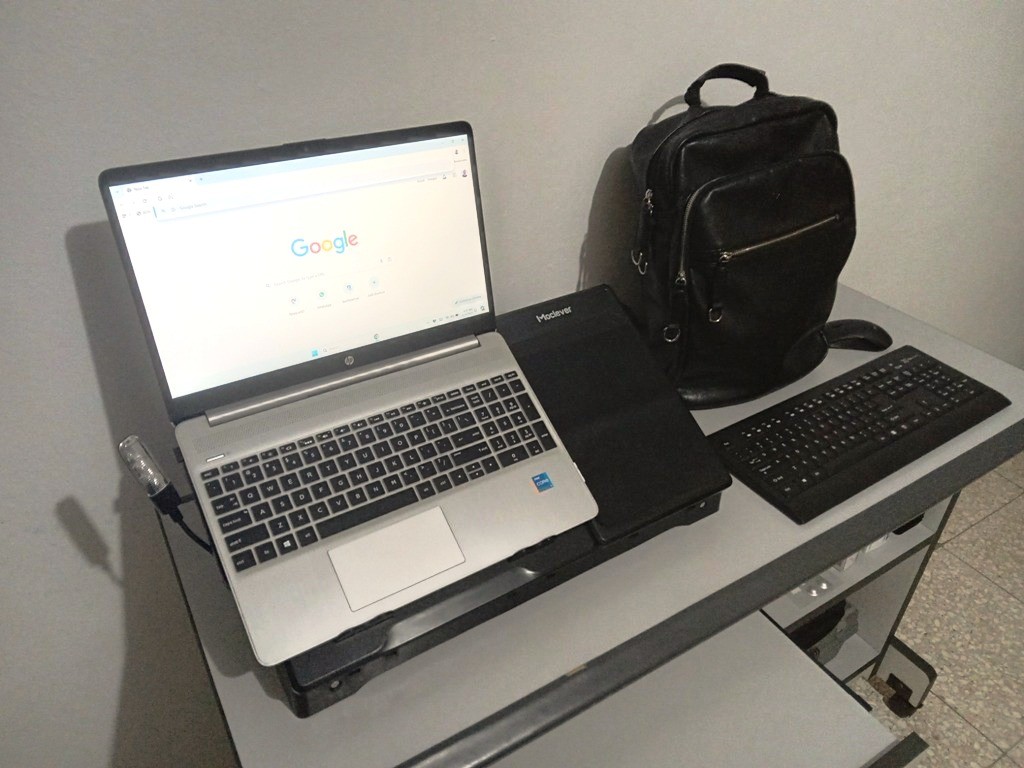 computadoras y laptops - Laptop HP i3 11va gen Touchscreen 16GBram 
 6