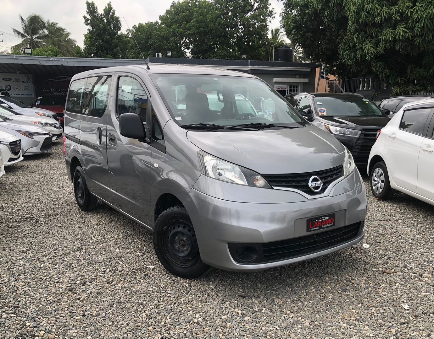 jeepetas y camionetas - Nissan NV200 2019 - Furgoneta compacta