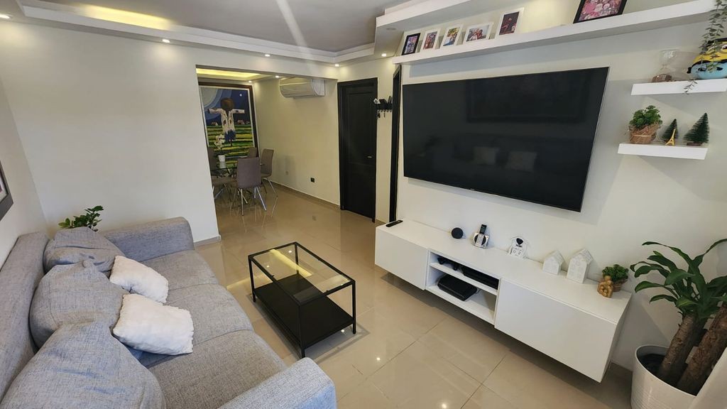 apartamentos - Apartamento primer piso en Vista Hermosa
VENTA RD $5,600,000
C: 5778-Rs29