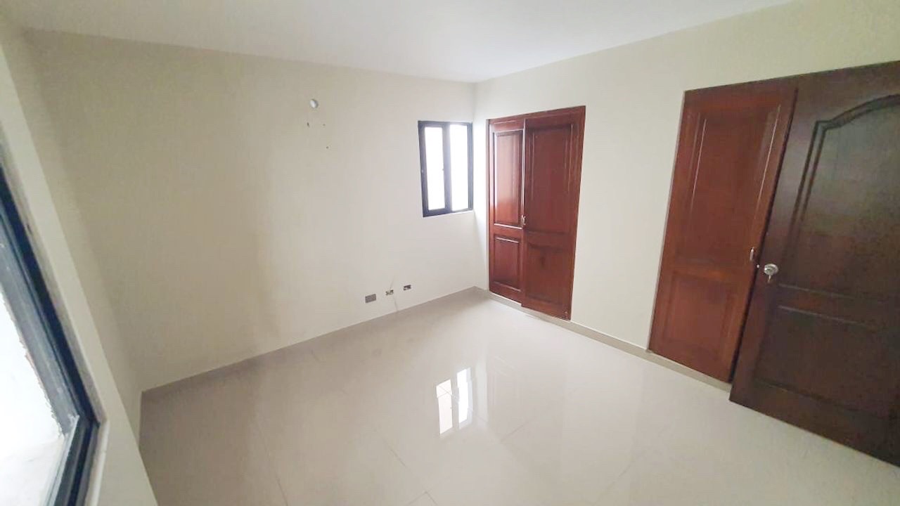 apartamentos - hermoso apartamento en una zona céntrica en Evaristo Morales  1