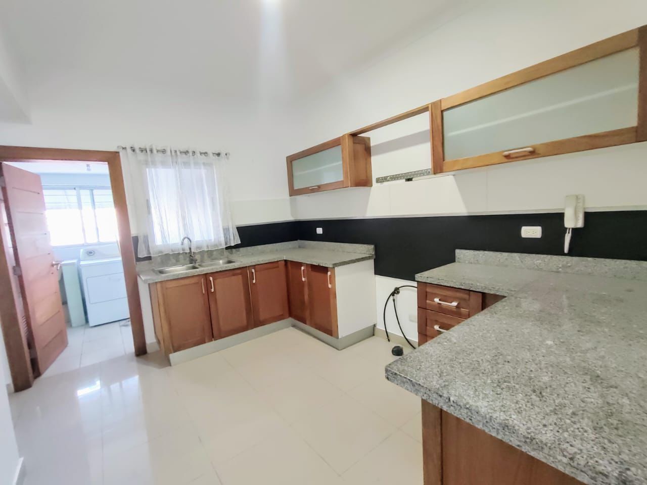 apartamentos - Apartamento en Venta PARAÍSO USD 300,000.00  9