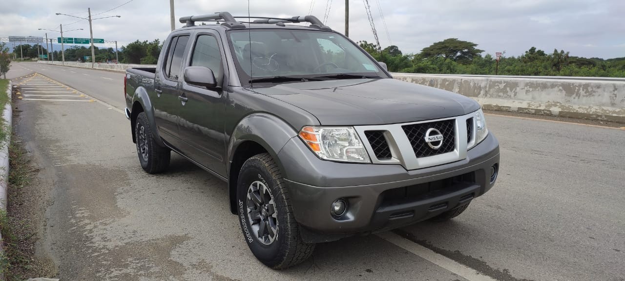 jeepetas y camionetas - Nissan Frontier Pro 4x 2020, condiciones excelentes.