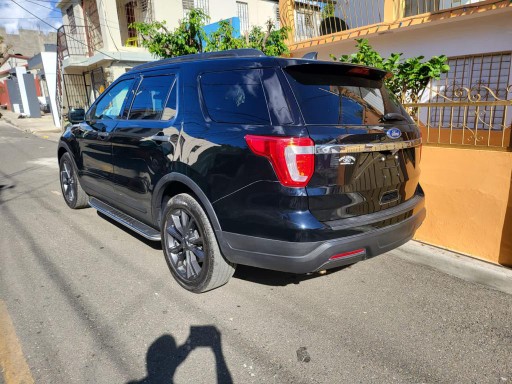 jeepetas y camionetas - Ford Explorer xlt 2018 5