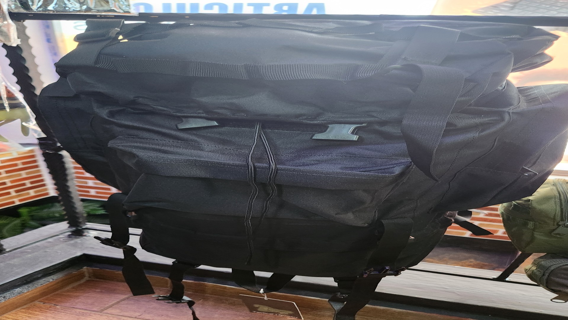 carteras y maletas - Mochila tactica grande negra, bulto, maleta, bolsa.  1
