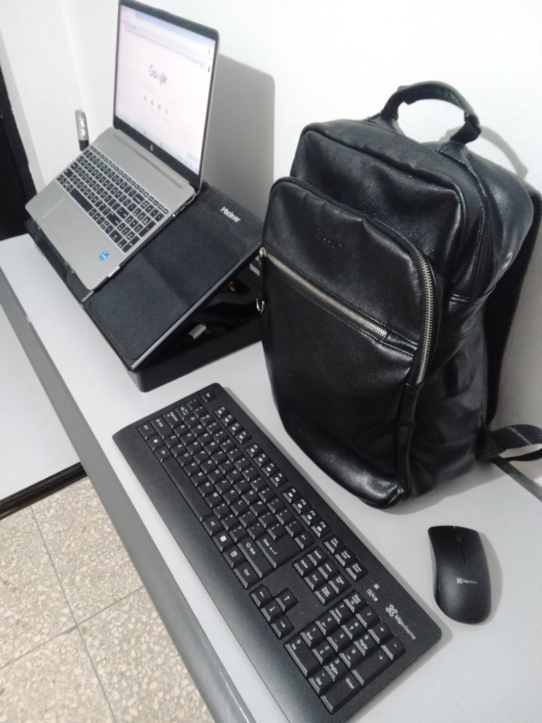 computadoras y laptops - Laptop HP i3 11va gen Touchscreen 16GBram 
 8