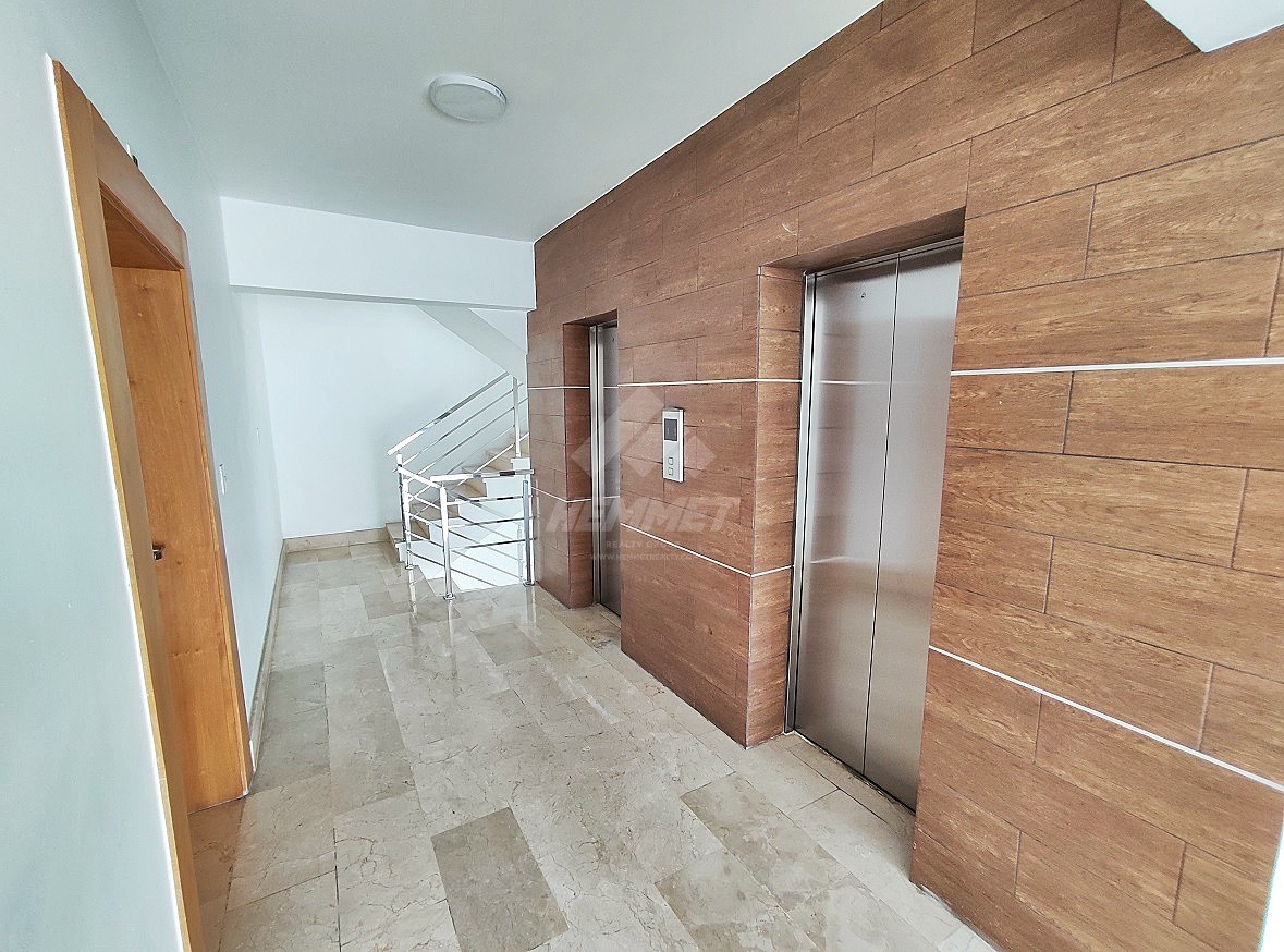 apartamentos - ESTUDIO AMUEBLADO CON PISCINA Y ELEVADOR ZONA MONUMENTAL SANTIAGO  2