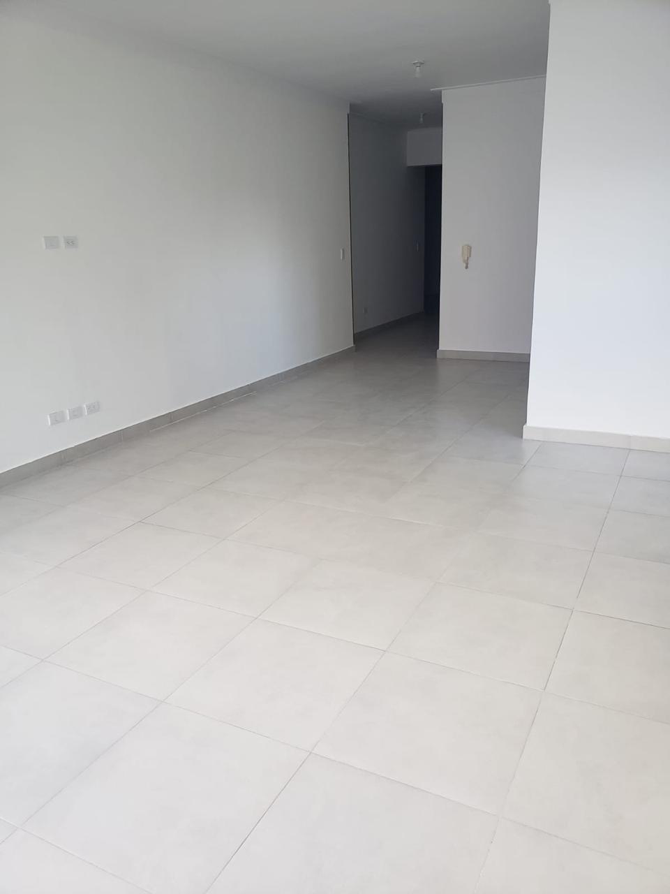 apartamentos - Apartamento en alquiler en Evaristo Morales  1