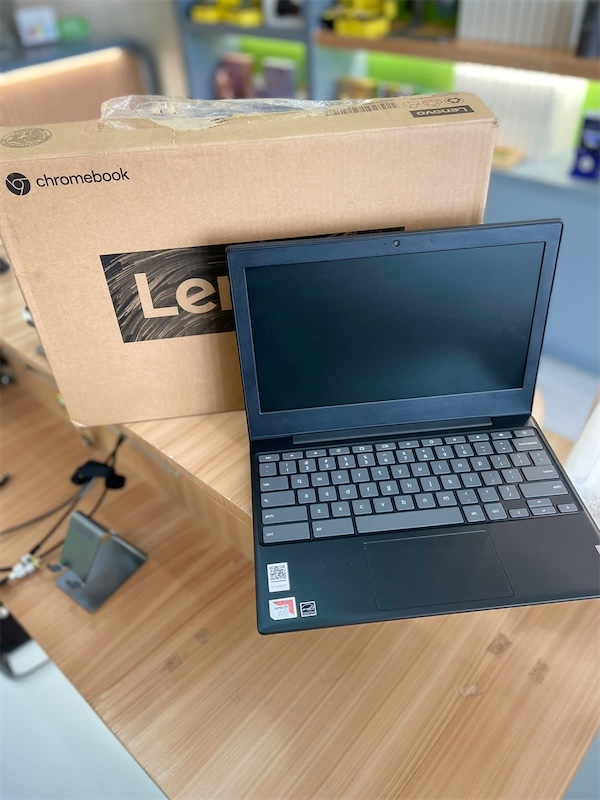 computadoras y laptops - Laptop Lenovo Chromebook ideapad 3 AMD A6-9220c con 4Gb de ram 32Gb EMMC nueva