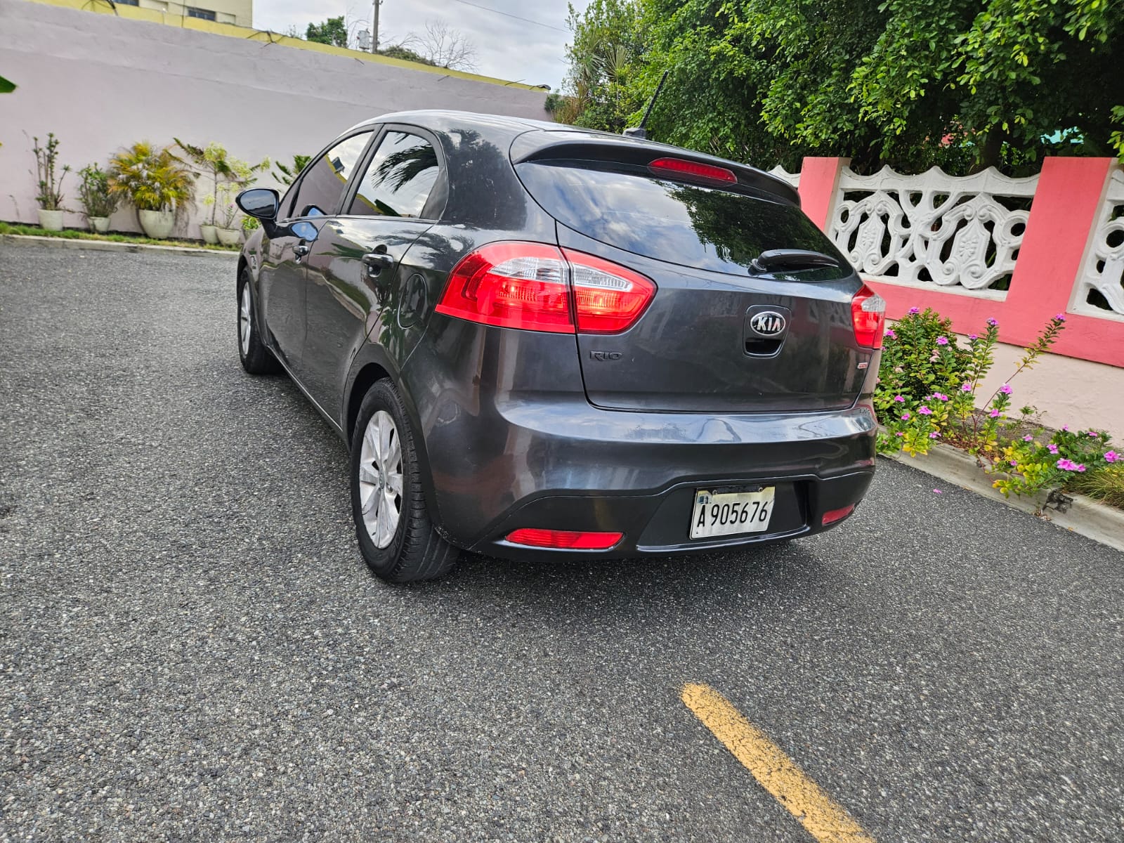 carros - kia rio 2015 4