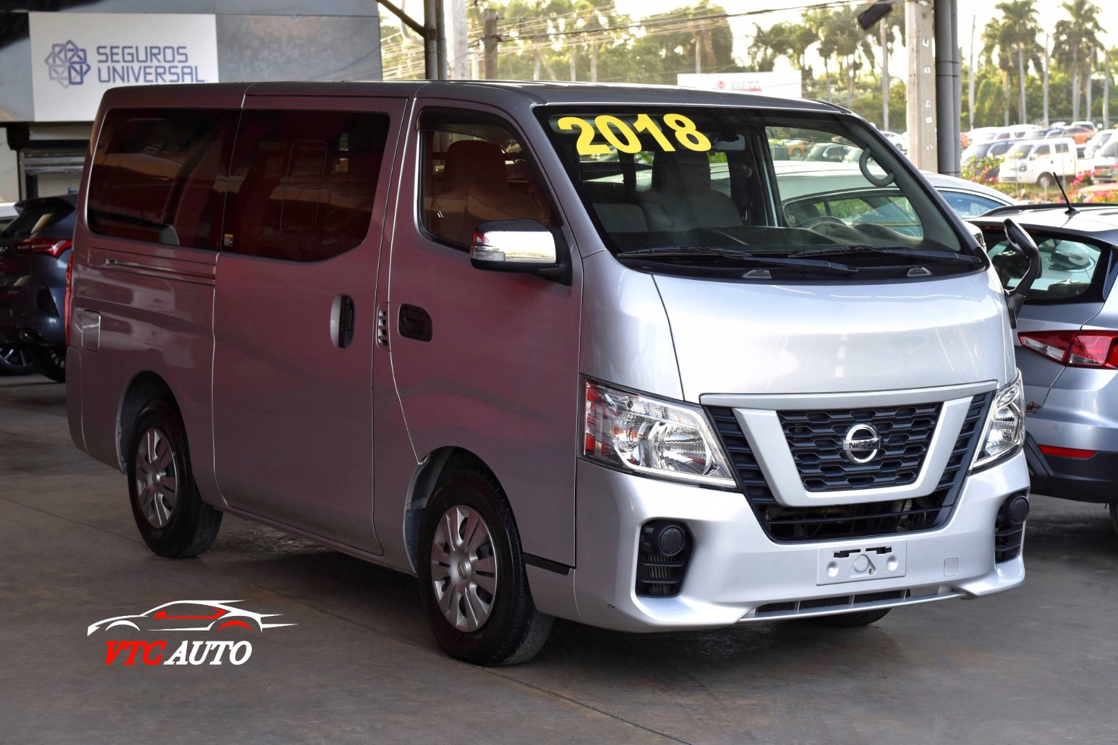 otros vehiculos - Nissan NV 350 2018