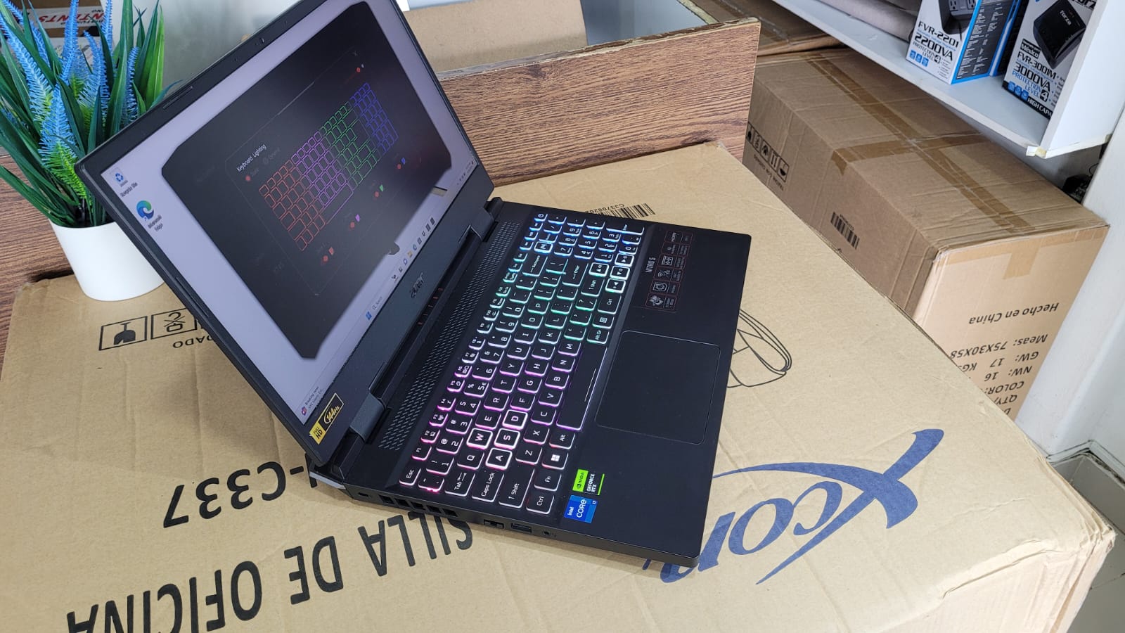 computadoras y laptops - LAPTOP GAMING ACER  RTX 4050 6GB 16GB 1TB SSD 7