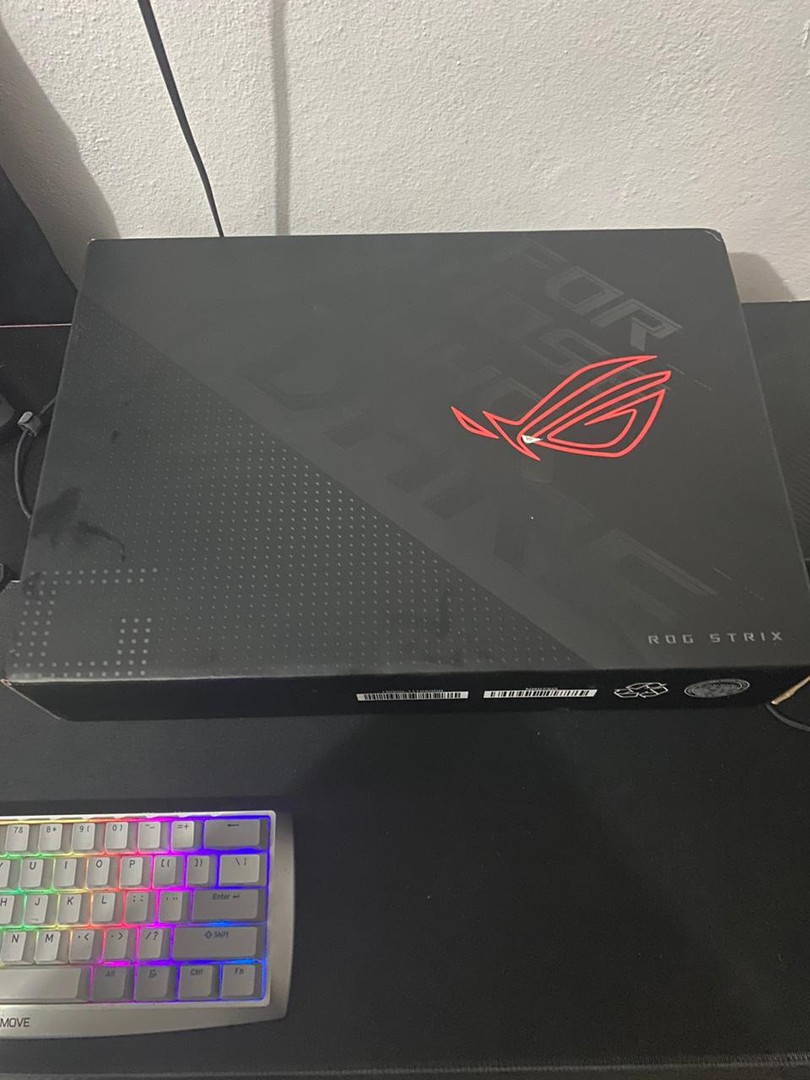 computadoras y laptops - ASUS ROG STRIX G15 2022 1TB SSD RYZON 7 6800H LAPTOP GAMING