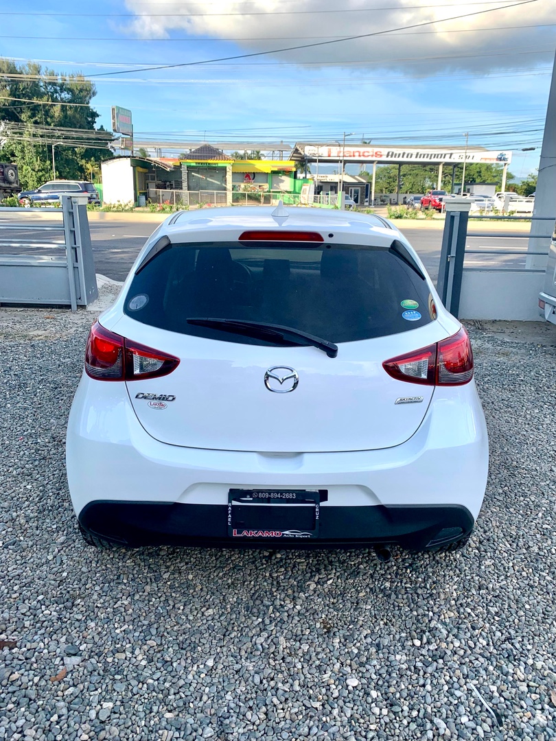 carros - Mazda Demio 2018 - Recién importada 5