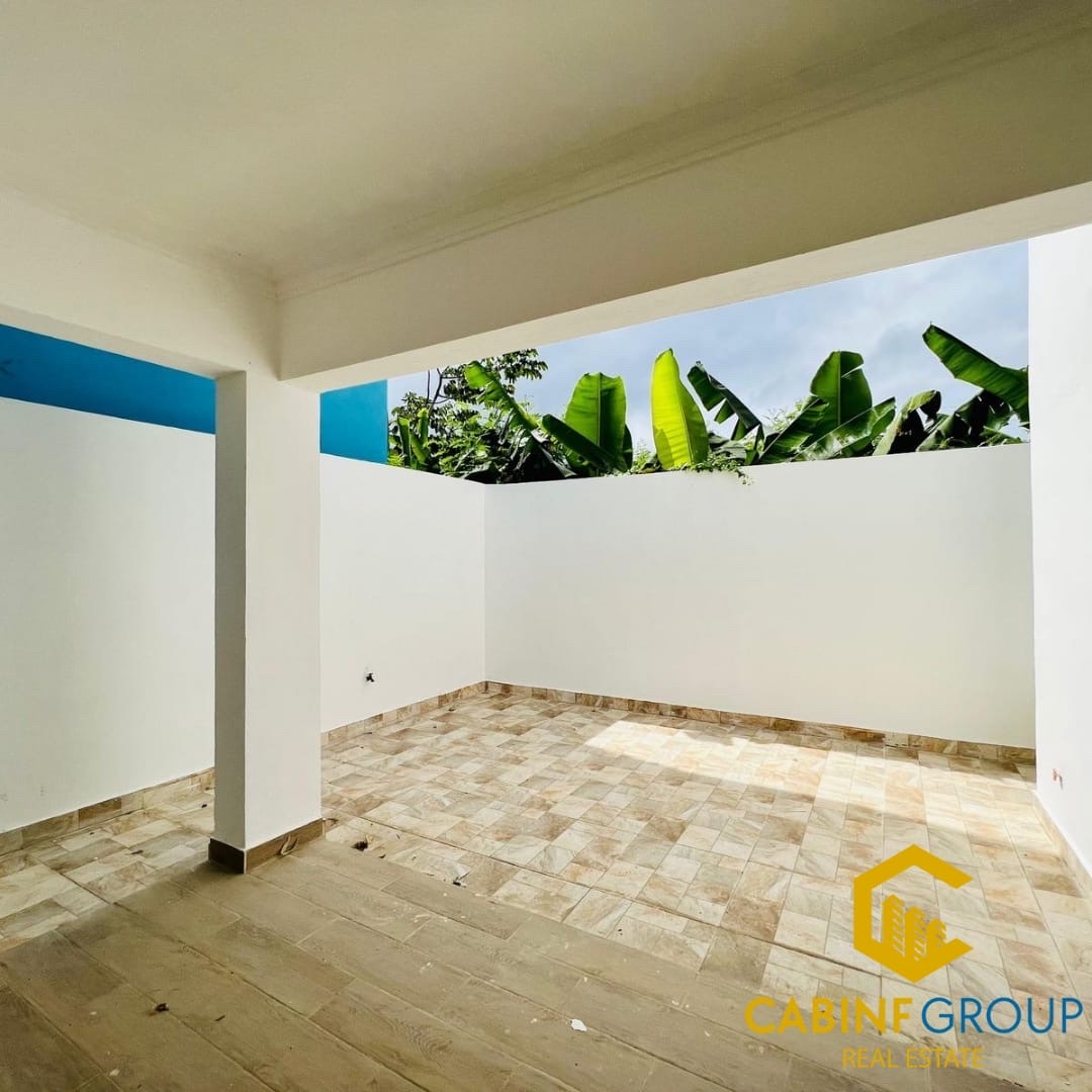 casas - Casa de 3 niveles en venta ubicada a 3 minutos de la av.ecológica  3