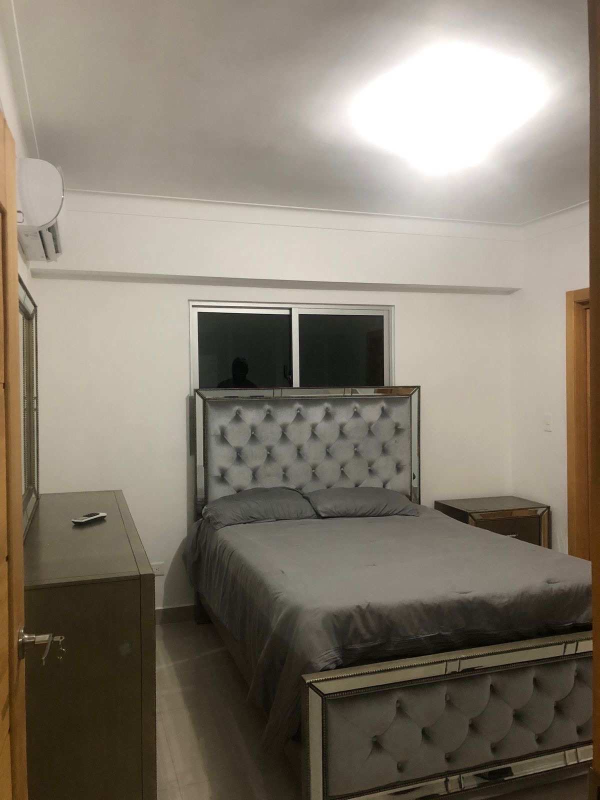 apartamentos - hermoso apartamento en zona céntrica los prados  1