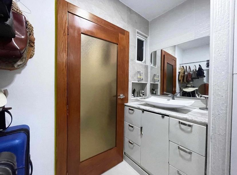 apartamentos - Vendo Apartamento en el Millón en USD$220,000  1