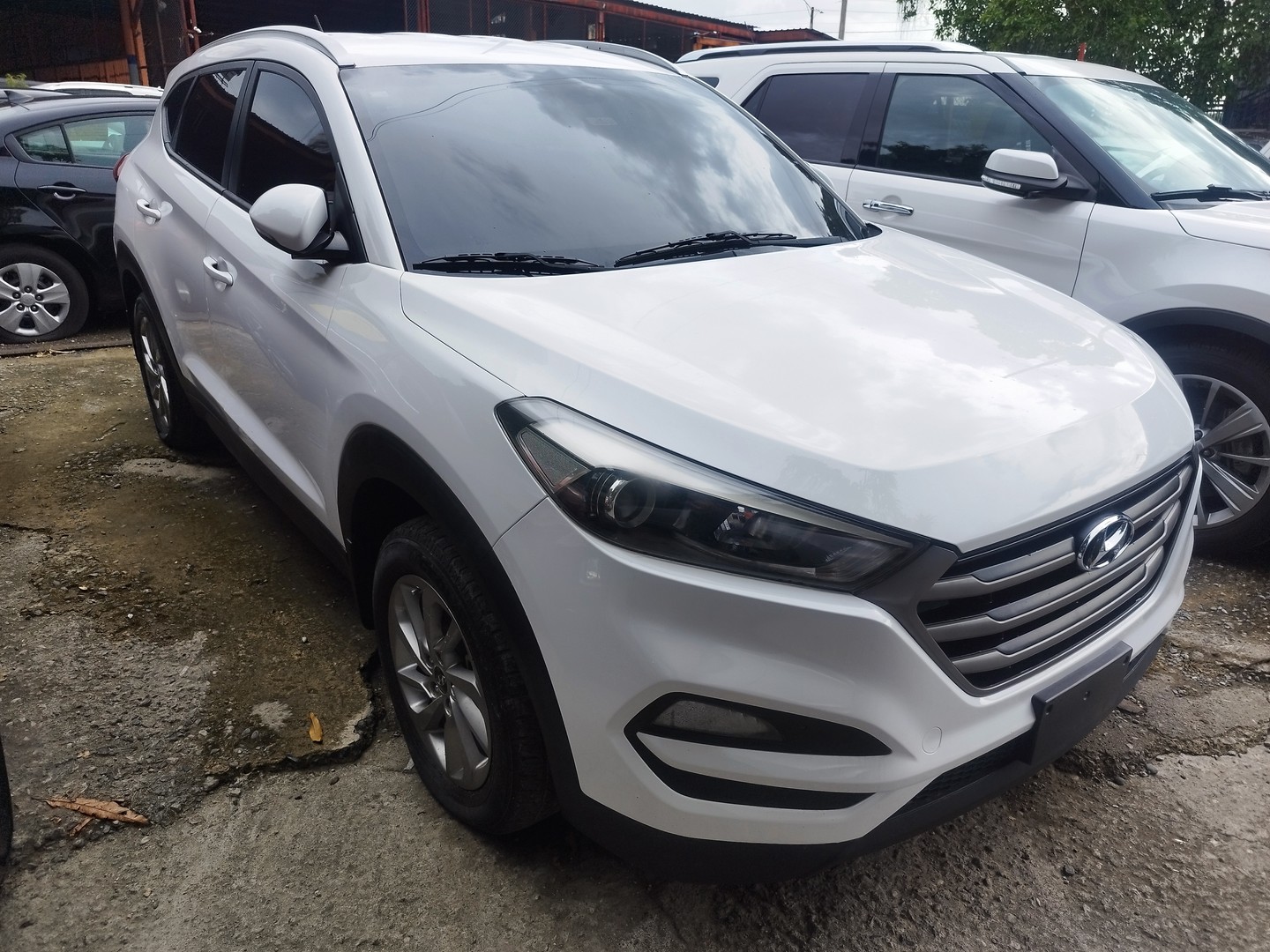 jeepetas y camionetas - 2016 Hyundai Tucson DOHC V4 De la Casa  4