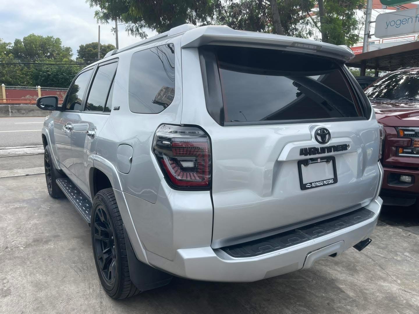 jeepetas y camionetas - TOYOTA 4RUNNER SR5 2014 4