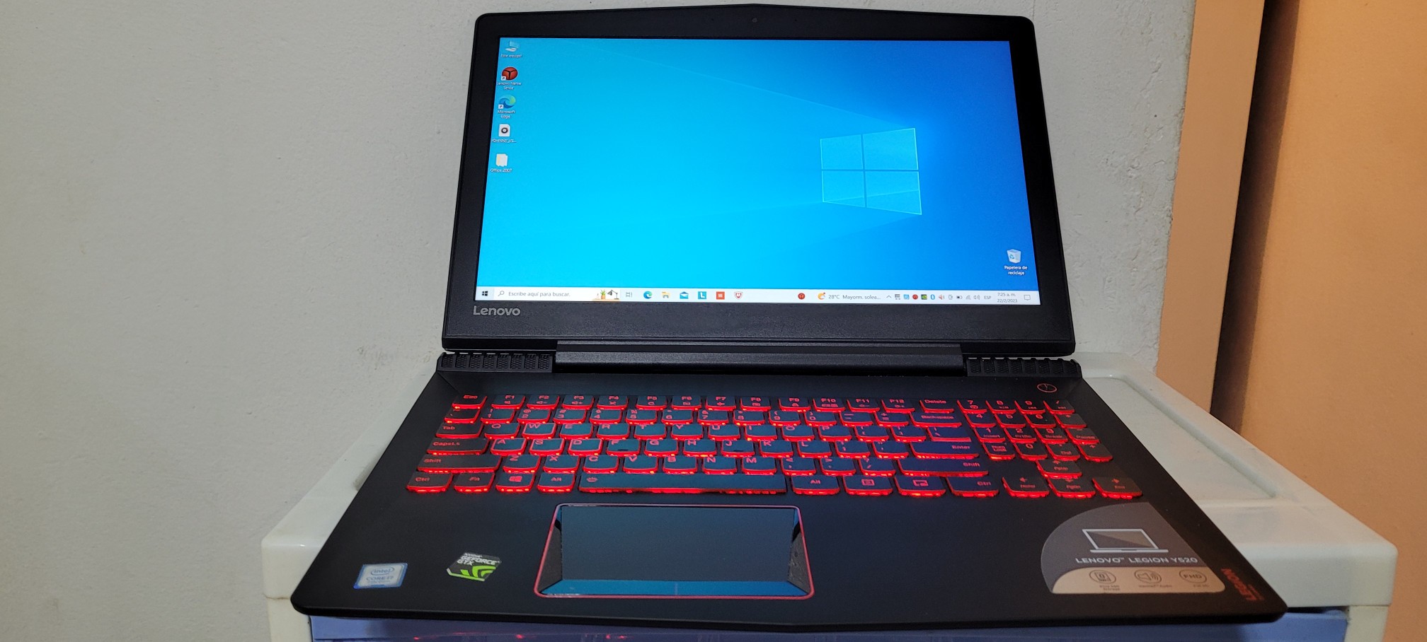 computadoras y laptops - Lenovo Legion Y520 17 Pulg Core i7 7ma Ram 16gb Disco 512 Y 1TB Gtx 1070ti 4gb