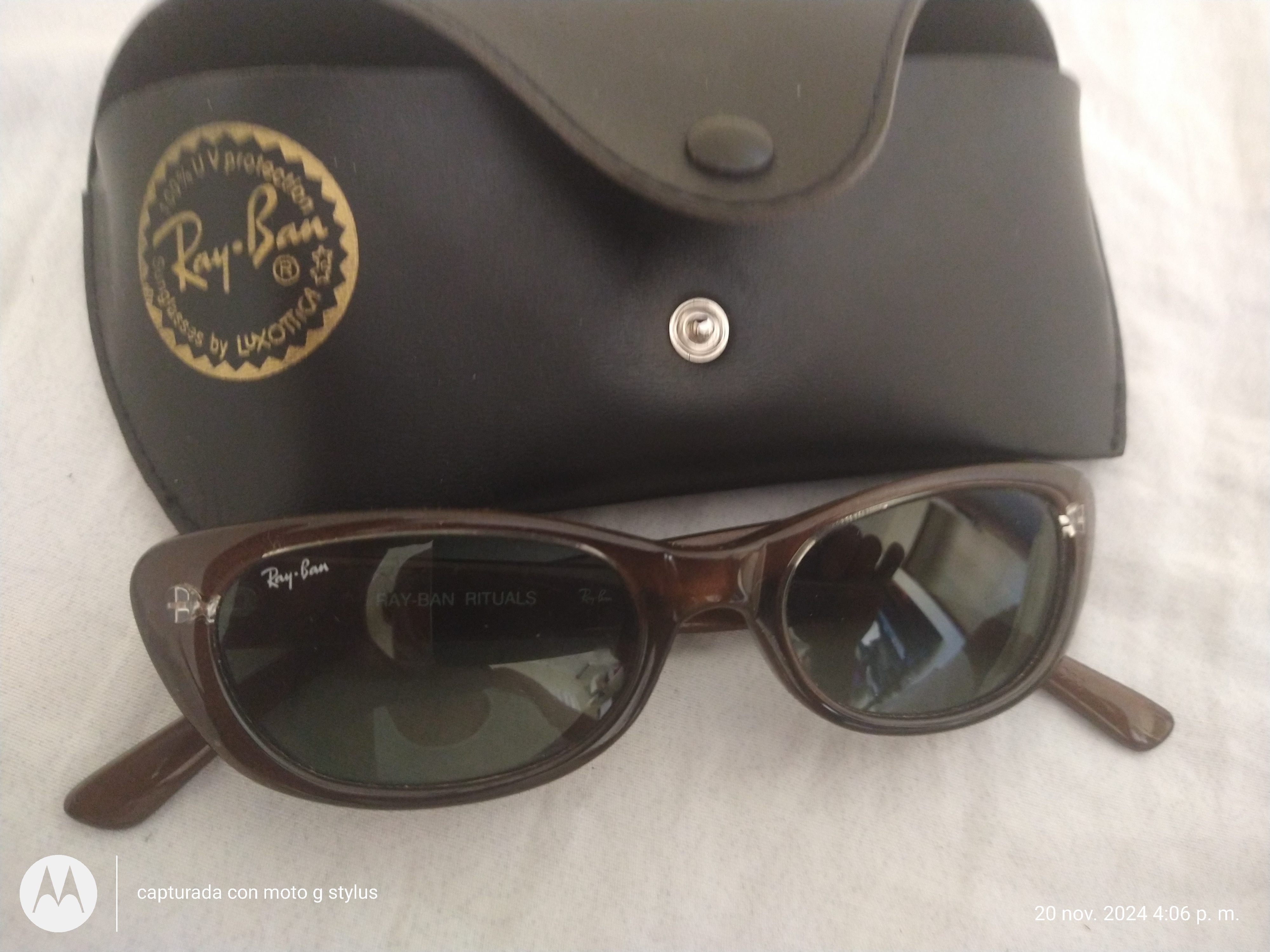 joyas, relojes y accesorios - Rayban original en perfectas condiciones 