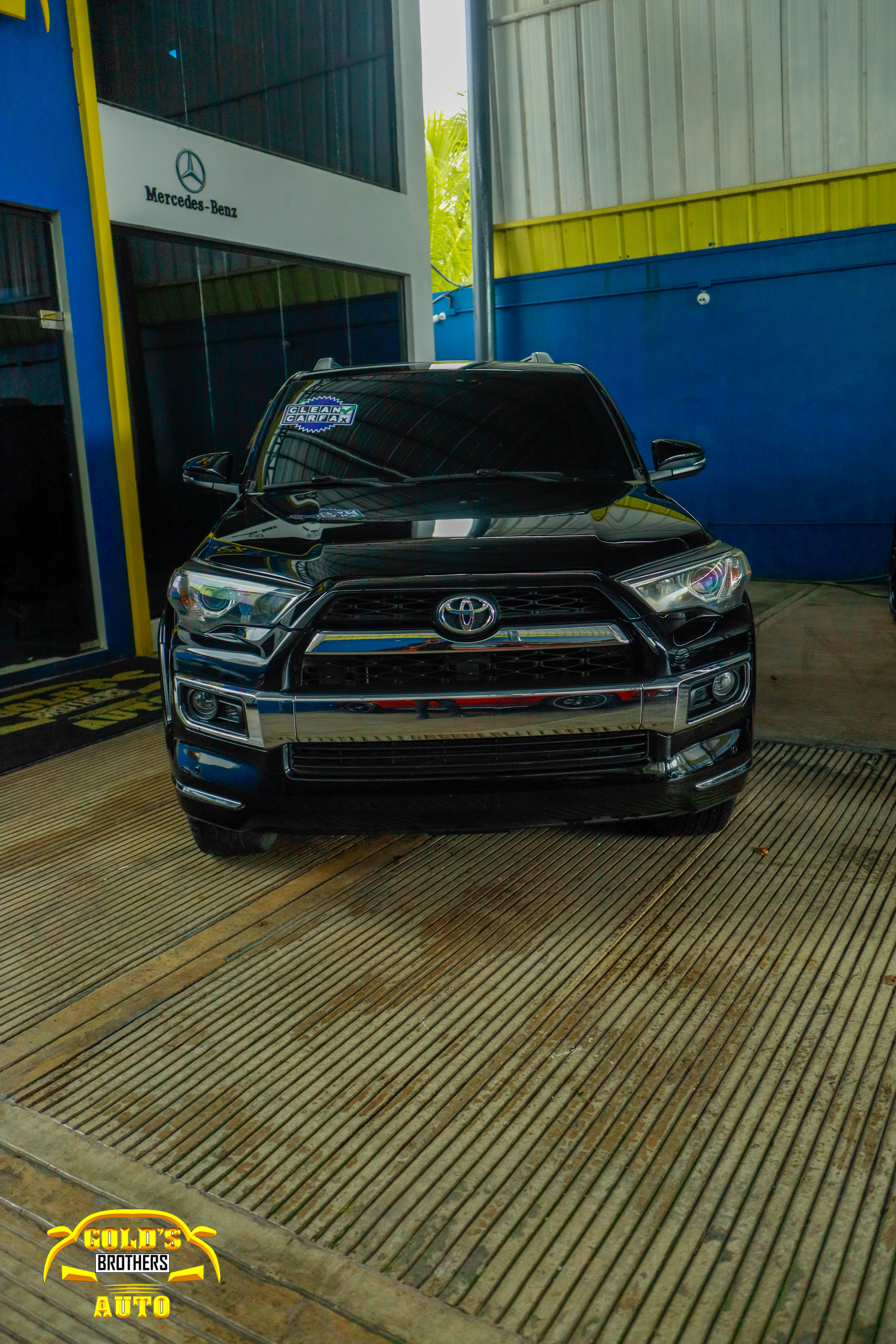 jeepetas y camionetas - Toyota 4runner LIMITED 4x4 2015 Clean Carfax 1