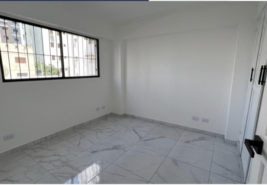 apartamentos - hermoso apartamento en zona céntrica Evaristo Morales  4