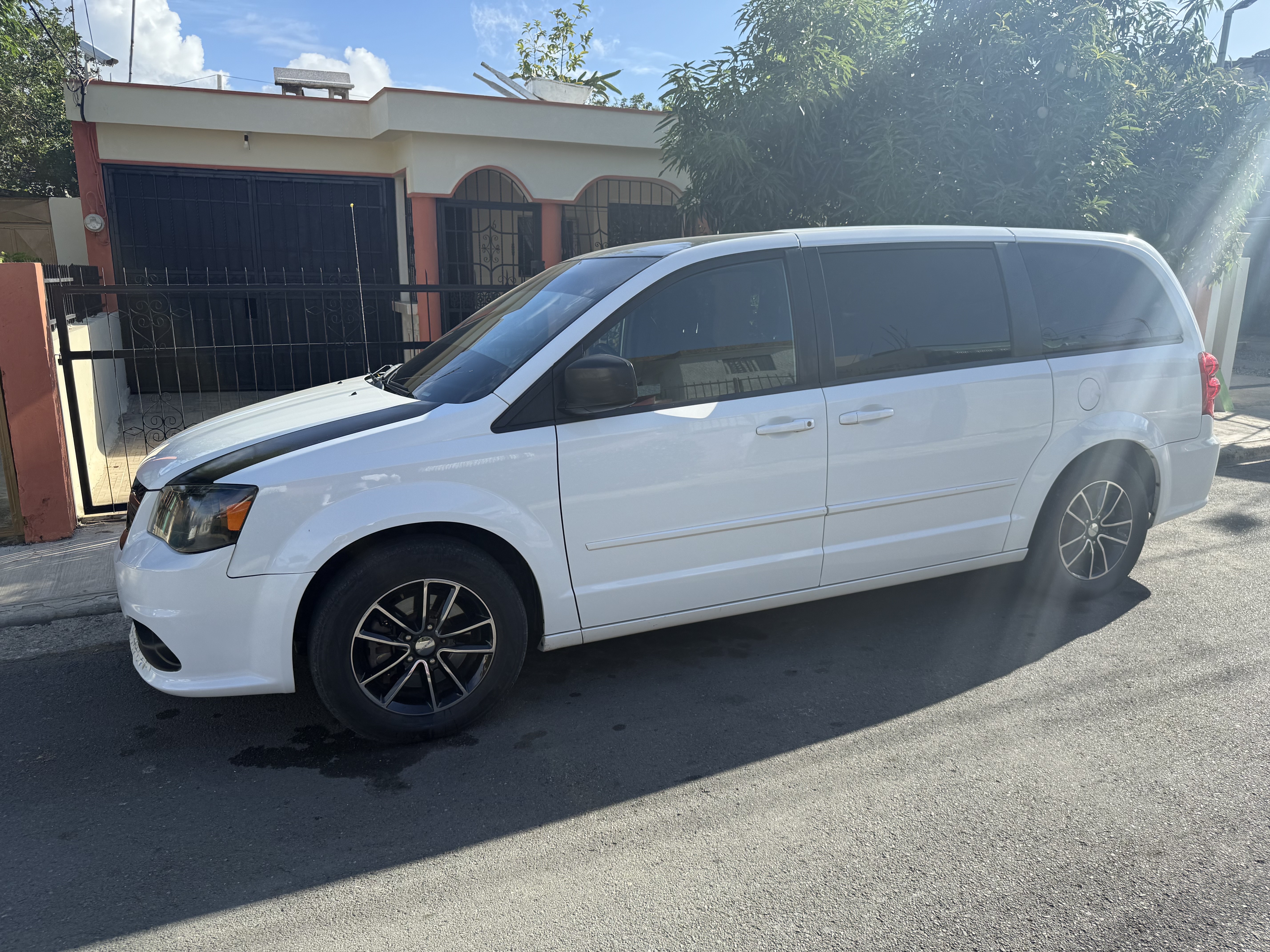 otros vehiculos - DODGE GRAND CARAVAN 2