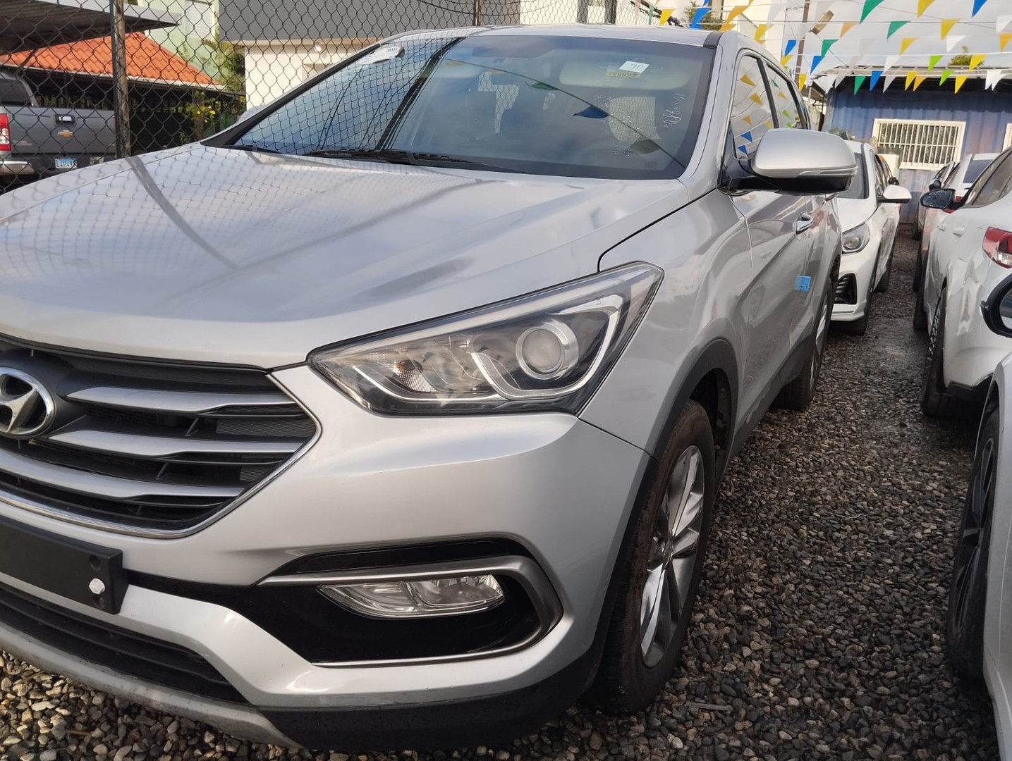 jeepetas y camionetas - HYUNDAI SANTA FE 2018 GRISDESDE RD$1,150,100 Mil  2