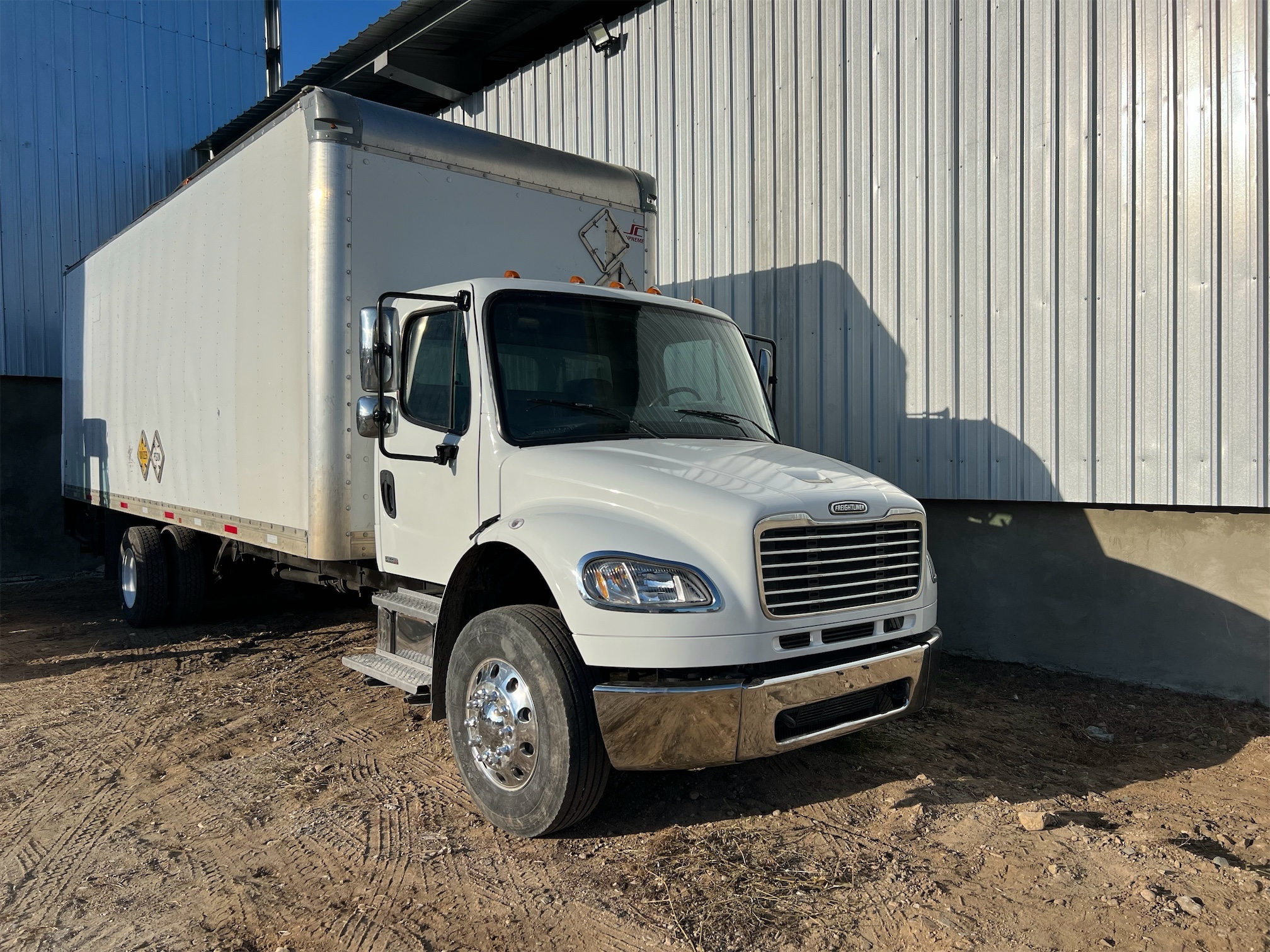 camiones y vehiculos pesados - FREIGHTLINER M2 106 2009
