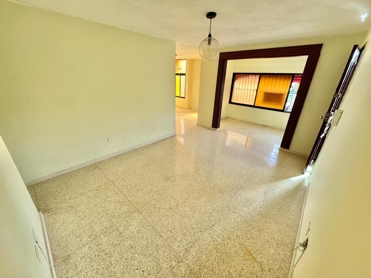 apartamentos - Apartamento en Venta
LOS PRADOS 
USD 125,000.00
Mantenimiento: RD$2,000.00

 0