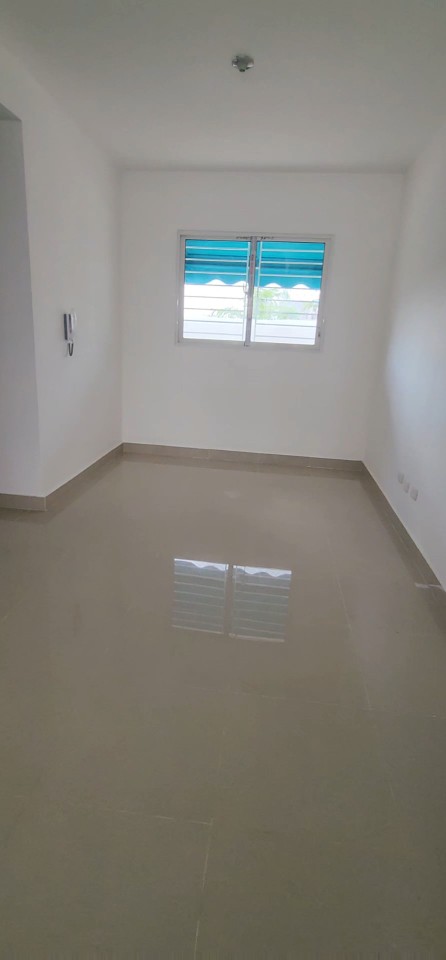 apartamentos - Mudate Hoy con Un Inicial RD$960,000. Primer Nivel. 4