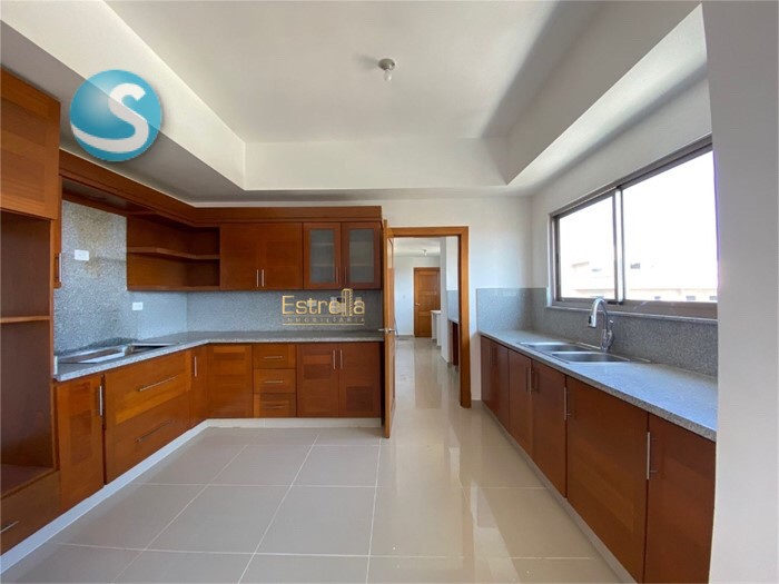 penthouses - Penthouse nuevo en alquiler (980mts2) de 4 hab, ubicado en los Cacicazgos