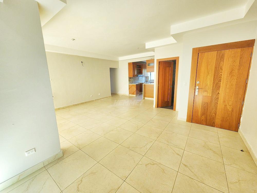 apartamentos - PRIMER NIVEL PATIO PRIVADO Y PISCINA JARDINES DEL ESTE SANTIAGO