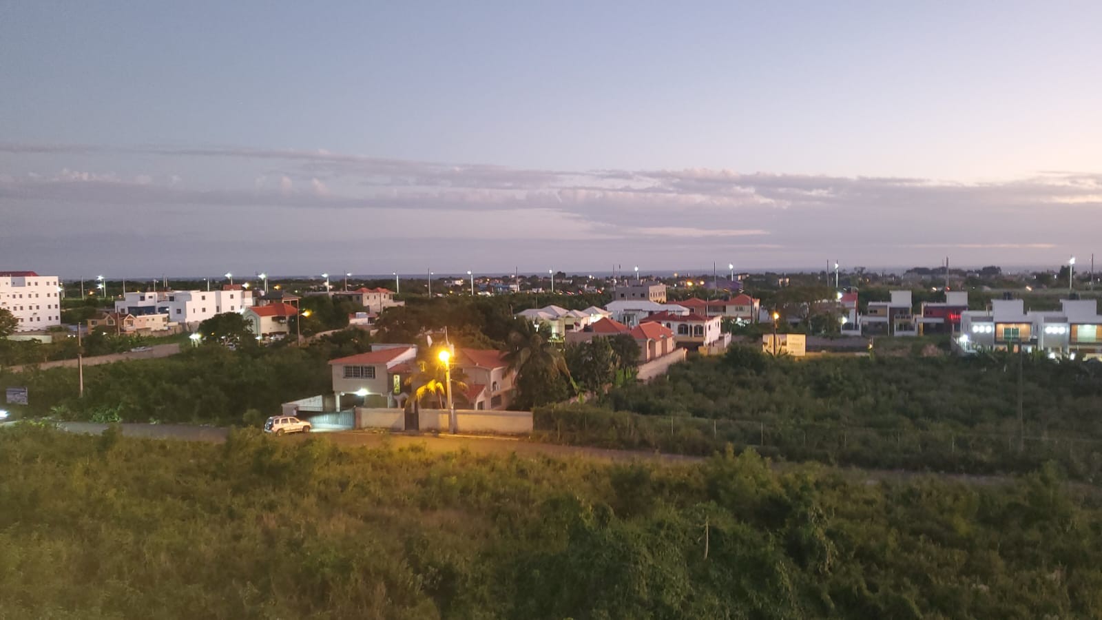 apartamentos - Apartamentos de primera, terminados, grandes, 2 parqueos, San Isidro/ Ecológica 7