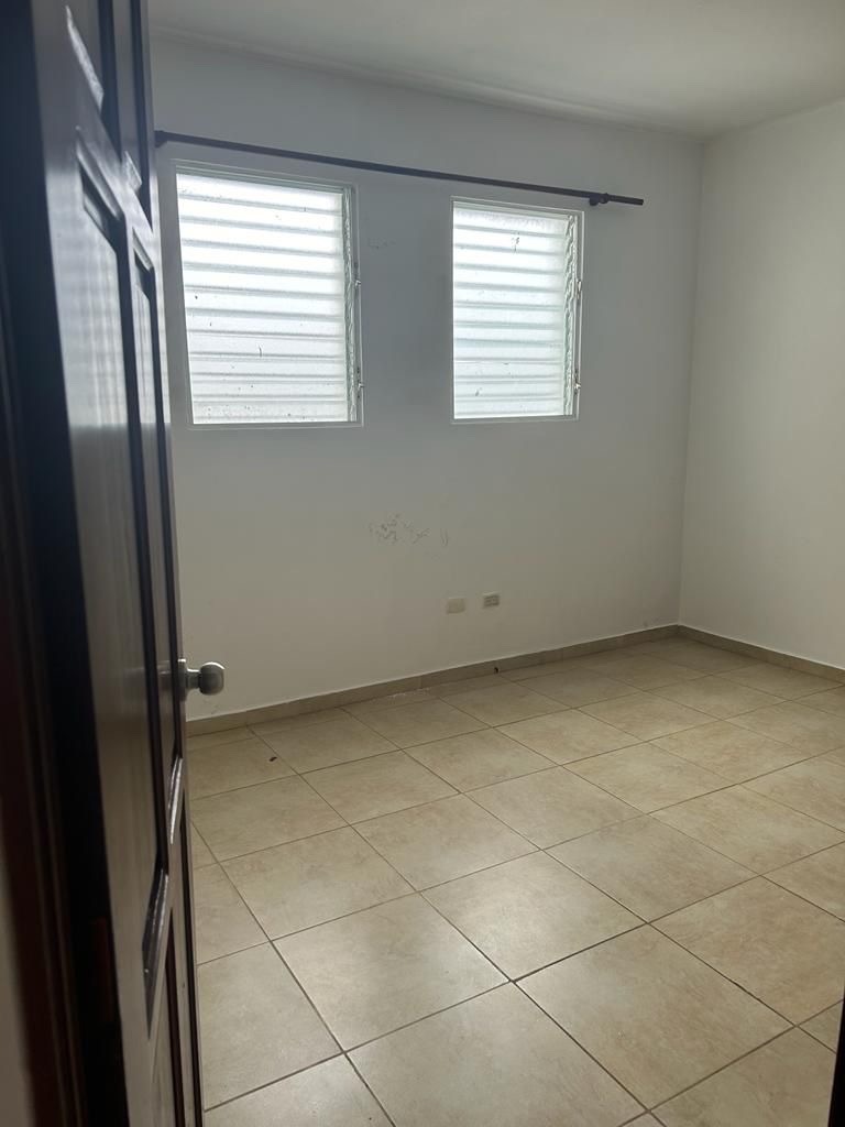 apartamentos - Apartamento de venta, ubicado próximo a la 27 de febrero.
 7