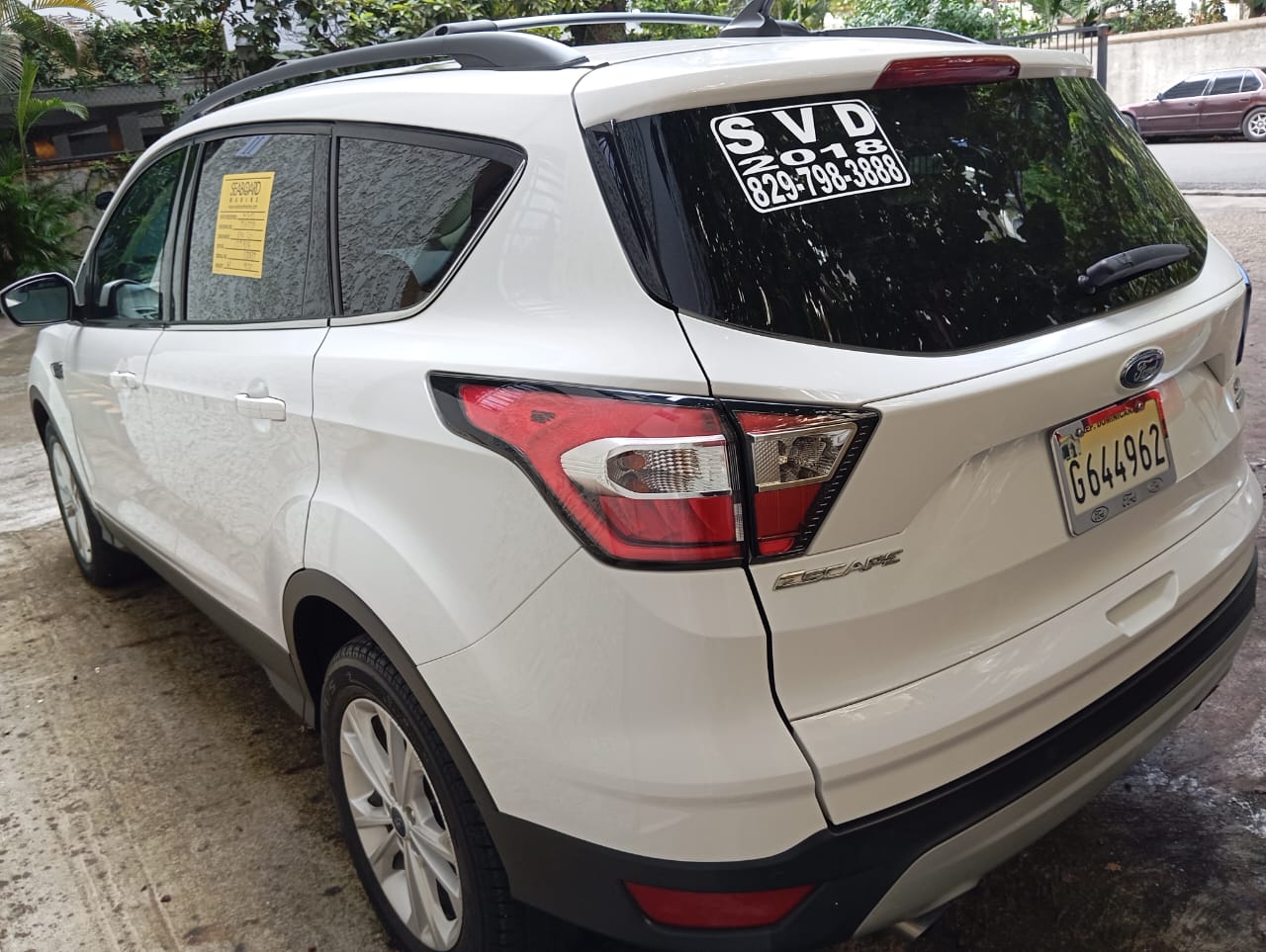 jeepetas y camionetas - Ford escape 2018 como nueva, sin ningún detalle  5