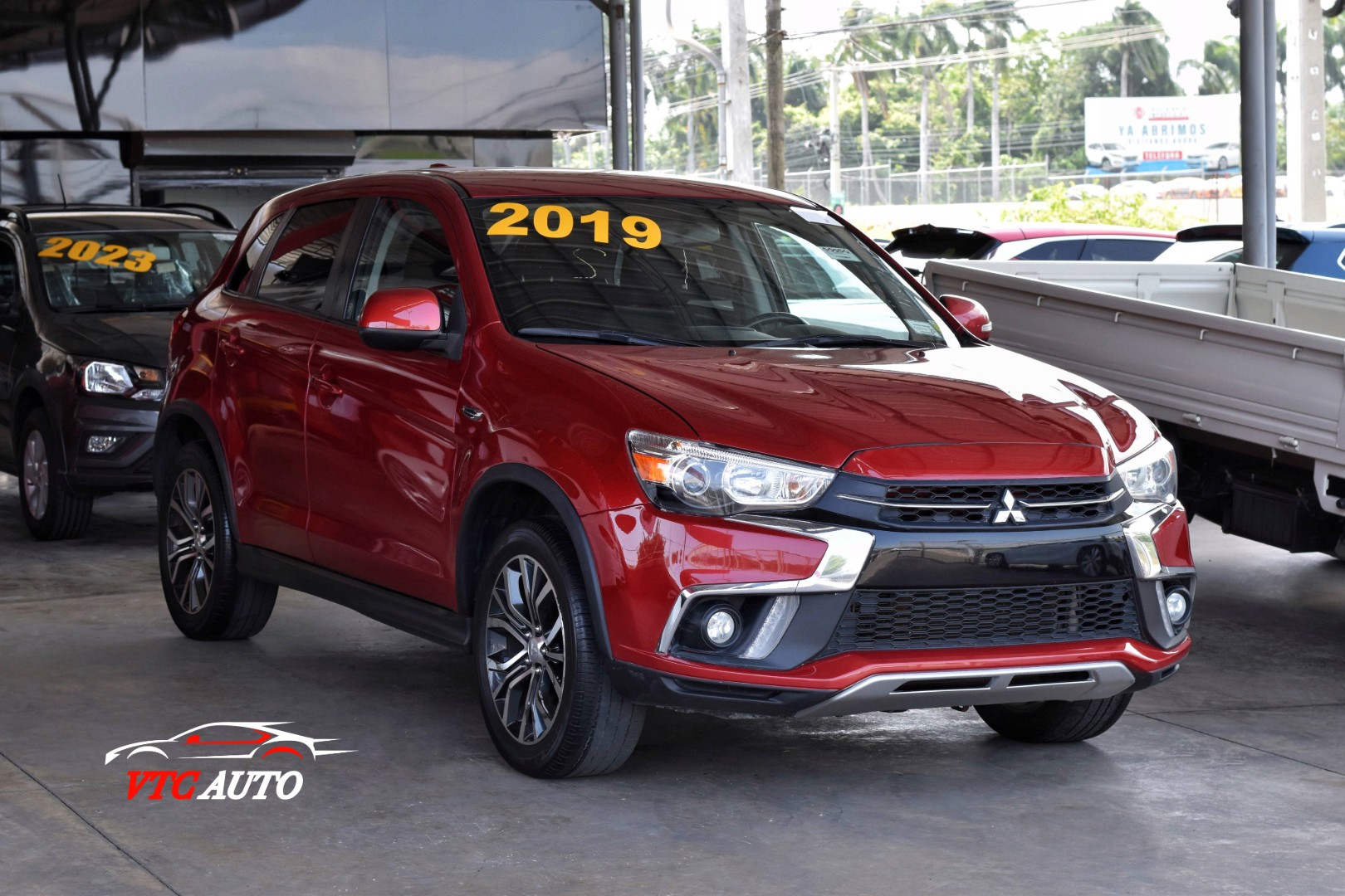 jeepetas y camionetas - Mitsubishi Outlander Sport 2019, Usada en excelentes condiciones 